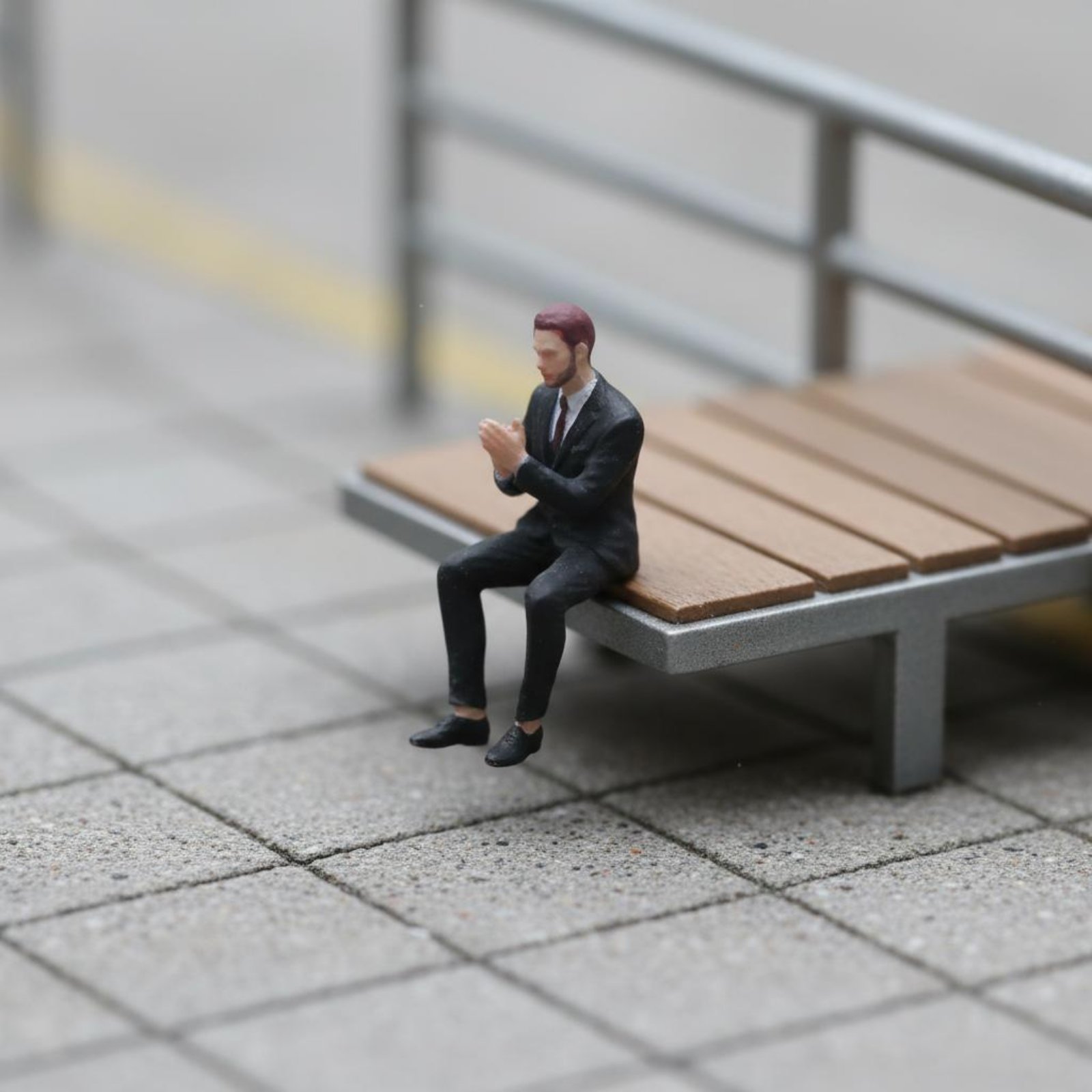 1:64 Scale Sitting Man Figure  - Men'S Accessories With Suits review and price